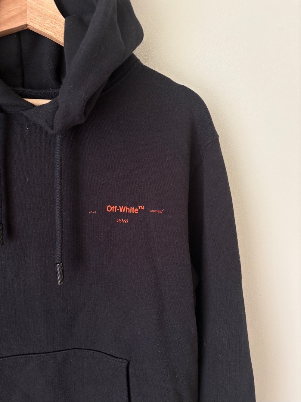 Off-White Virgil Abloh Archival 2017 Toronto Exclusive Hoodie size Med - Picture 3 of 12